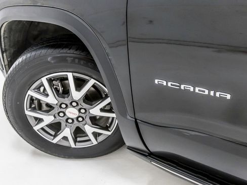 Used 2023 GMC Acadia SLE w/ Driver Convenience Package AWD/4WD image 12
