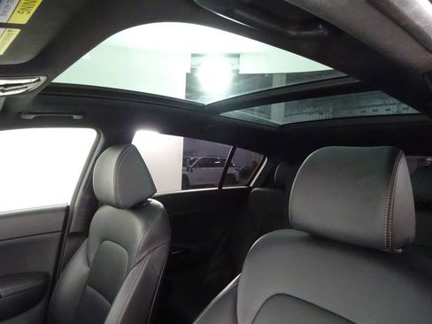 Used 2021 Kia Sportage S w/ S FWD Premium Package image 10