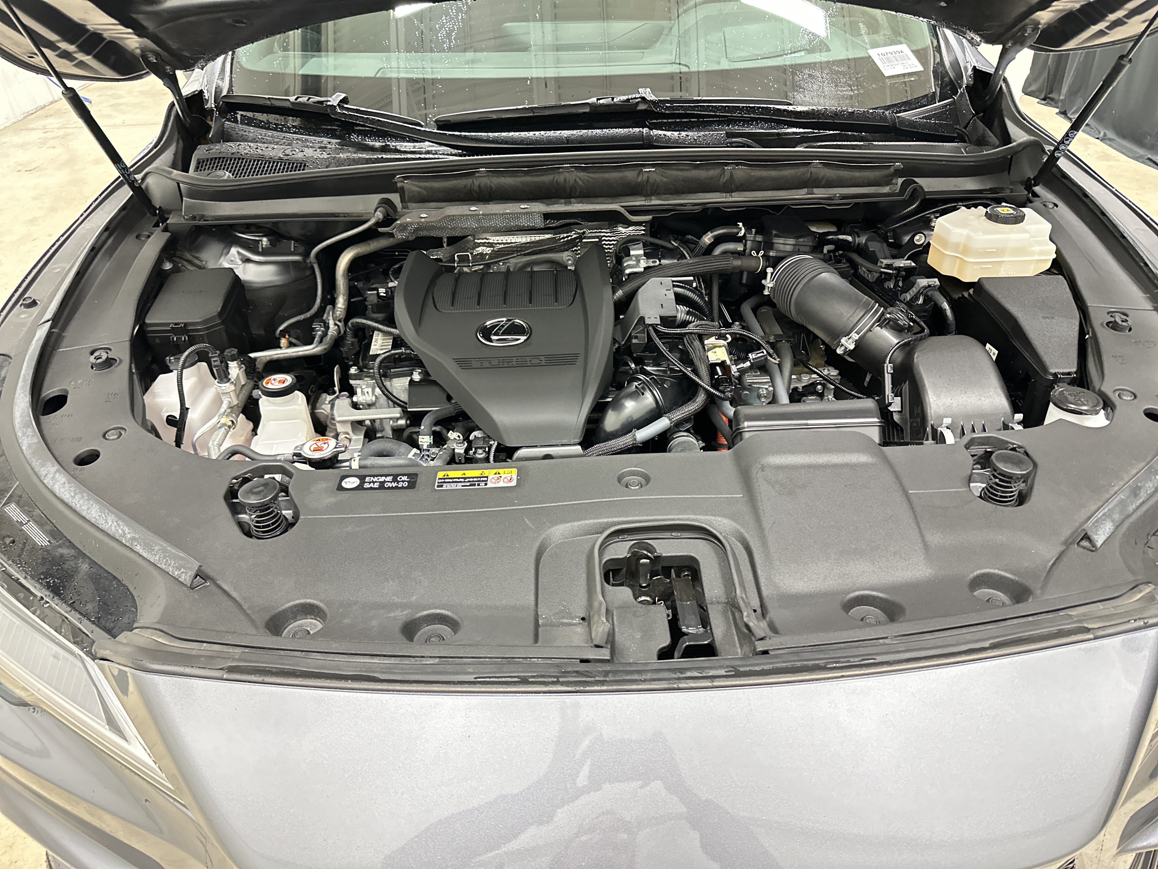 Certified 2023 Lexus RX 500h F Sport w/ Cold Area Package AWD/4WD image 34