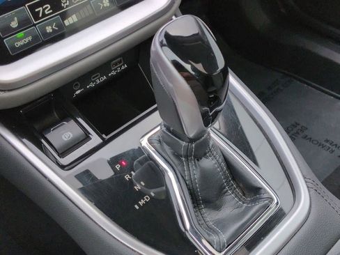 Used 2023 Subaru Outback Limited image 34