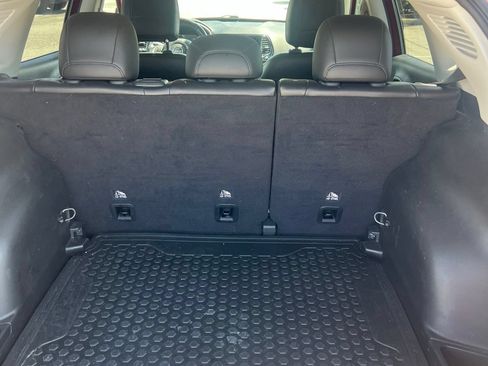 Used 2020 Jeep Compass Latitude FWD image 8