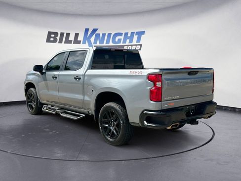 Used 2025 Chevrolet Silverado 1500 LT Trail Boss w/ Convenience Package II AWD/4WD image 3