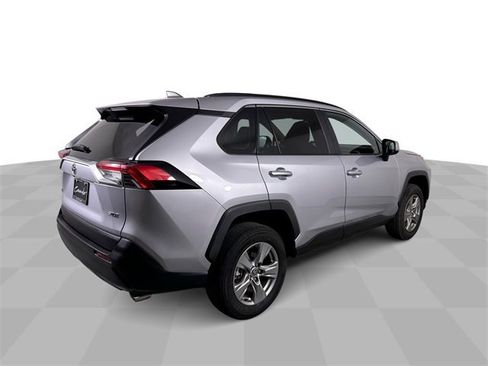 Used 2024 Toyota RAV4 XLE image 8