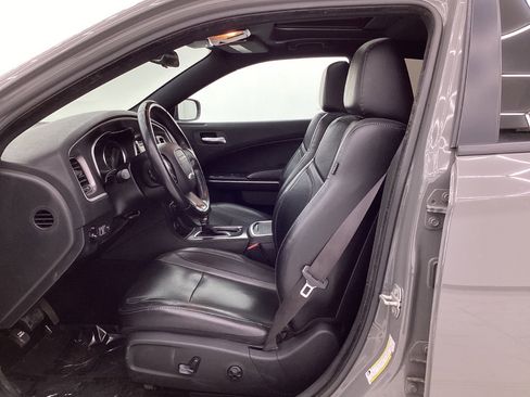 Used 2019 Dodge Charger SXT w/ Leather Interior Group image 14