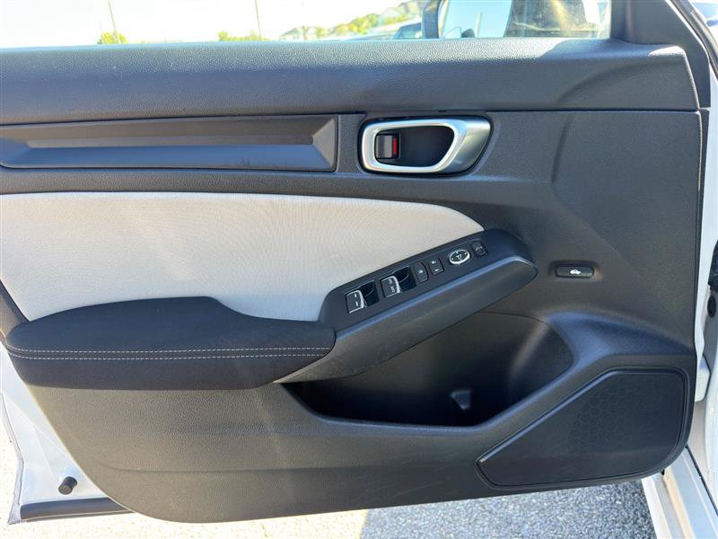 Used 2022 Honda Civic LX image 8