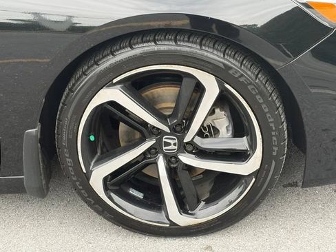 Used 2021 Honda Accord Sport image 11