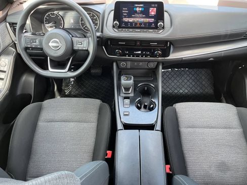 Used 2022 Nissan Rogue SV FWD image 12