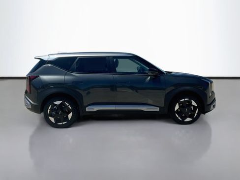New 2027 Kia Seltos S FWD image 8