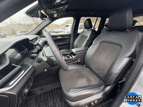 Used 2023 Jeep Grand Cherokee Trailhawk w/ Advanced Protech Group II image 4