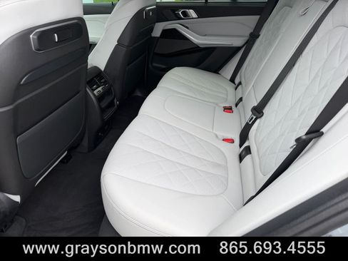 Used 2024 BMW X5 xDrive40i w/ Executive Package AWD/4WD image 14
