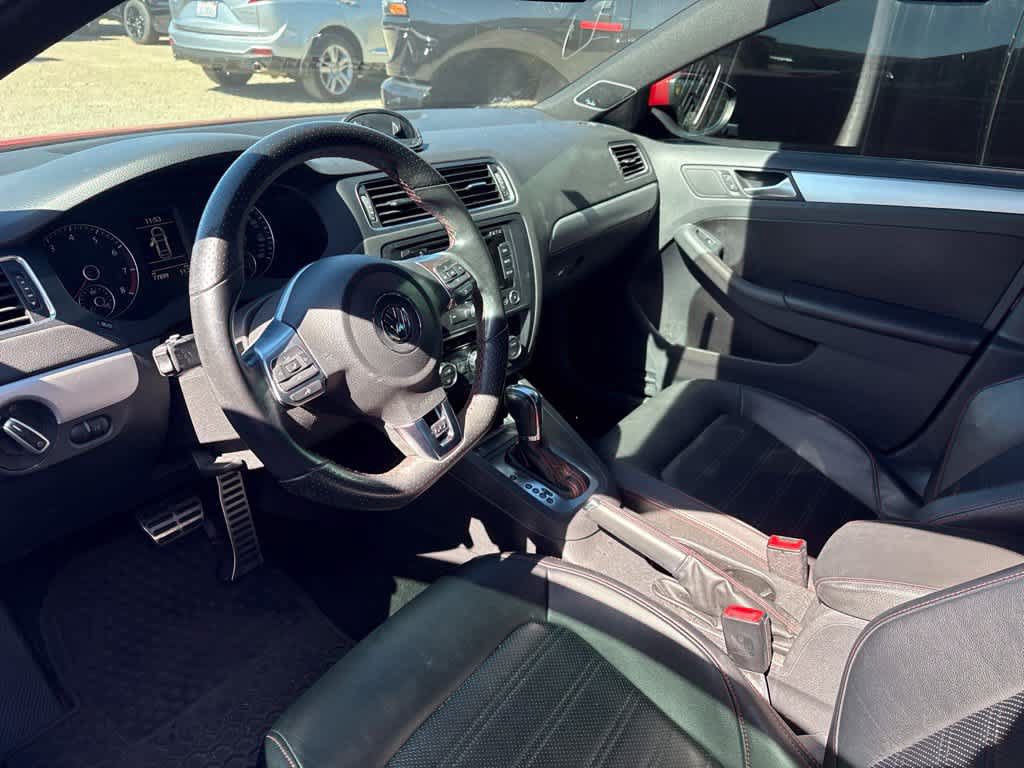 Used 2013 Volkswagen Jetta GLI Autobahn FWD image 5