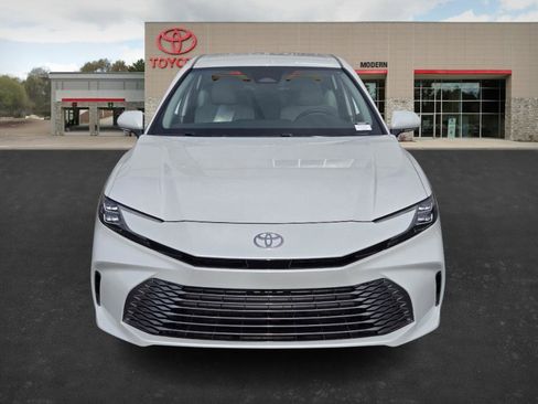 New 2026 Toyota Camry XLE image 2