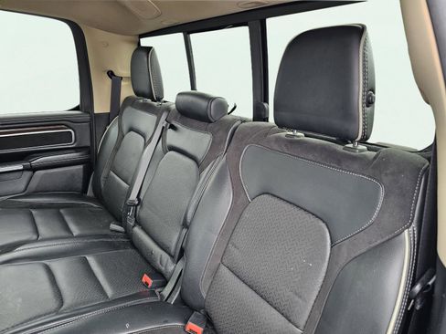 Used 2021 RAM 1500 Laramie AWD/4WD image 34