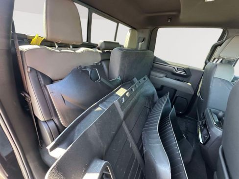 Used 2024 Chevrolet Silverado 1500 ZR2 w/ Technology Package AWD/4WD image 29