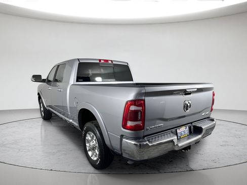 Used 2022 RAM 3500 Laramie AWD/4WD image 5