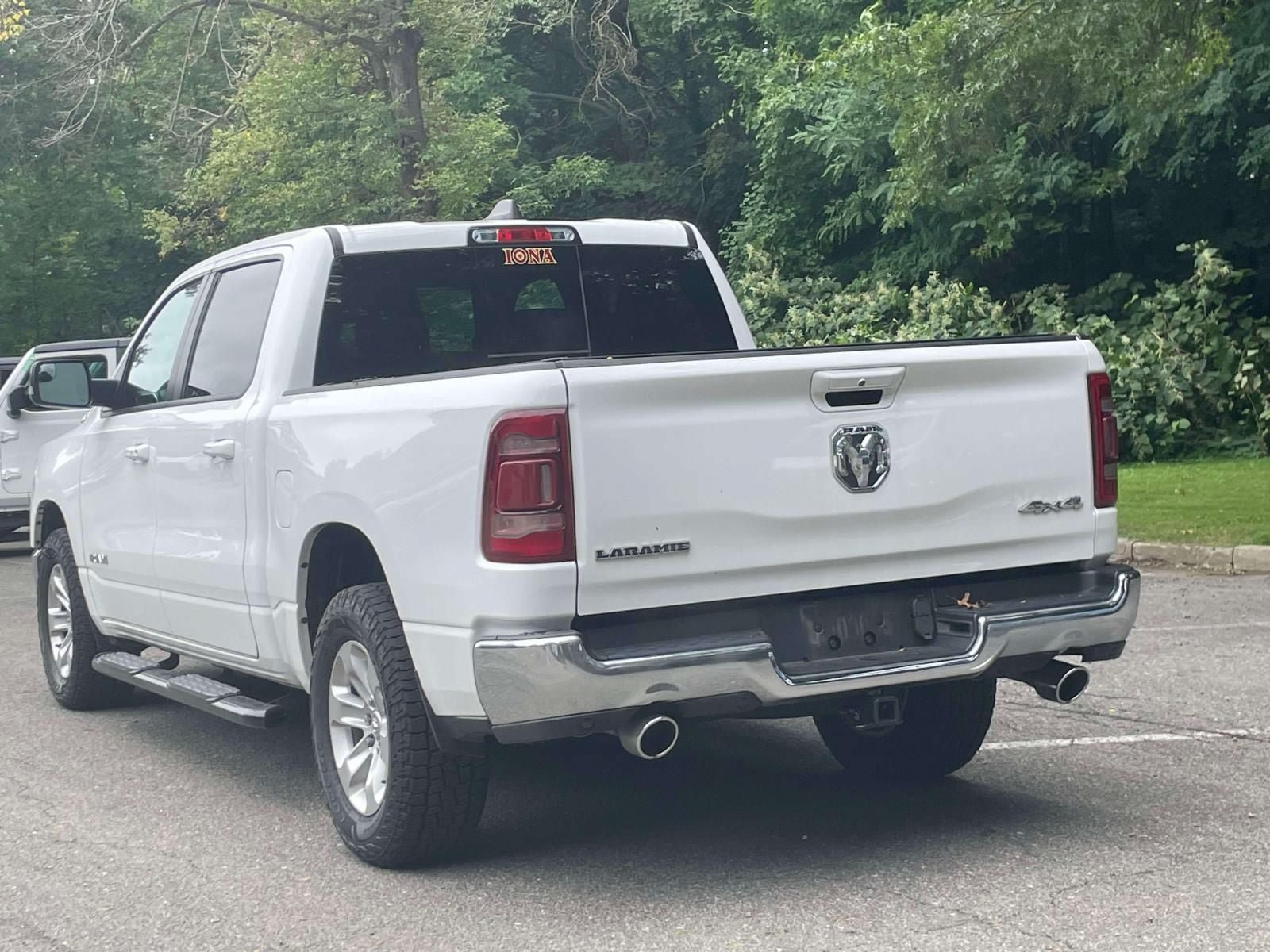 Used 2023 RAM 1500 Laramie AWD/4WD image 9
