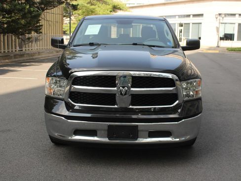 Used 2020 RAM 1500 Tradesman w/ Chrome Plus Package RWD image 3
