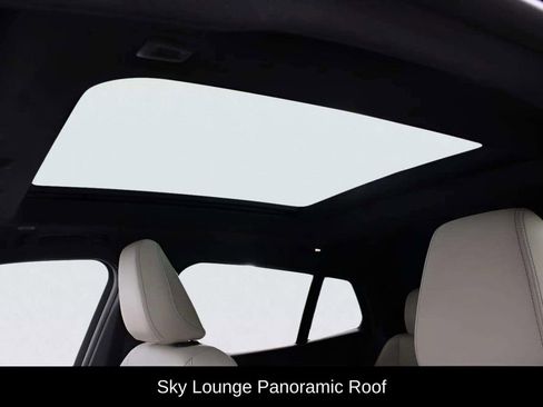 Used 2025 BMW X2 xDrive28i image 16