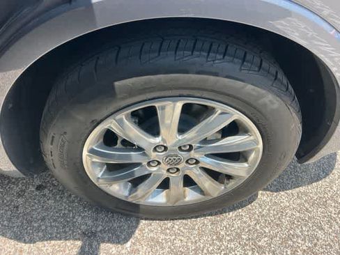 Used 2019 Buick Envision Essence FWD image 10