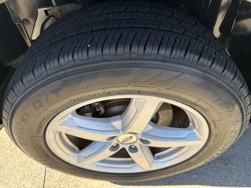 Used 2018 Ford Explorer FWD image 21