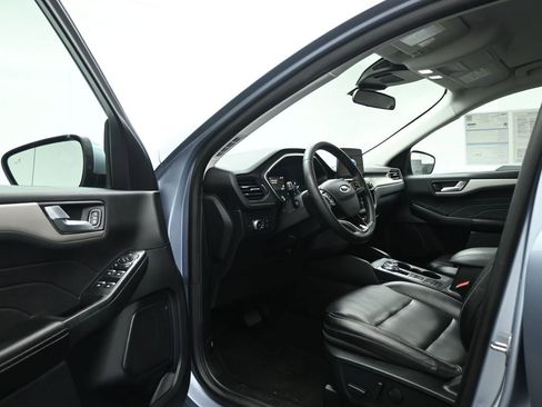 Certified 2022 Ford Escape SEL w/ Class II Trailer Tow Package image 9