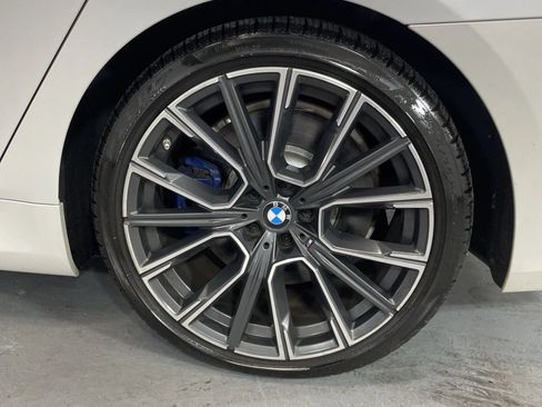 Used 2020 BMW 750i xDrive w/ Autobahn Package AWD/4WD image 16