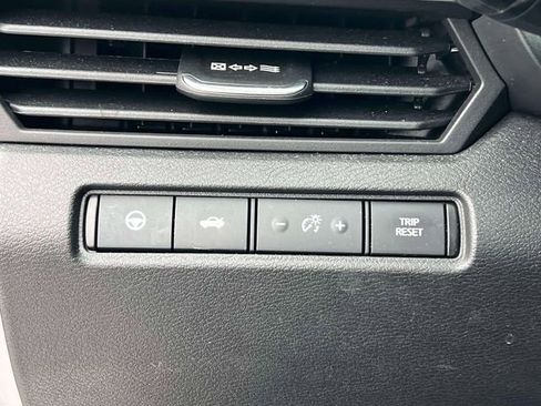 Used 2023 Nissan Altima 2.5 SL AWD/4WD image 21