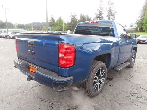Used 2016 Chevrolet Silverado 1500 LT w/ LT Convenience Package AWD/4WD image 9