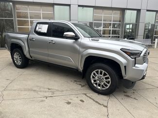 New 2026 Toyota Tacoma Limited AWD/4WD video 2