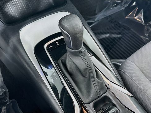 Used 2022 Toyota Corolla SE image 16