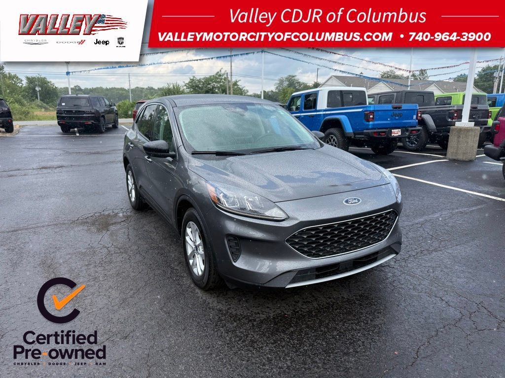 Used 2022 Ford Escape SE w/ Convenience Package FWD image 1