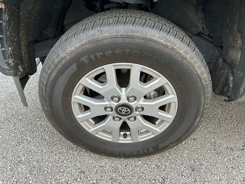 Certified 2024 Toyota Tacoma SR5 image 9