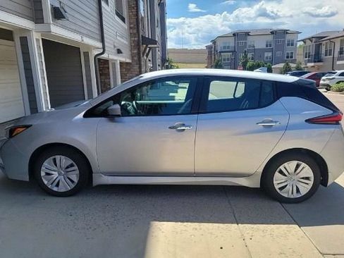 Used 2025 Nissan Leaf S FWD image 15