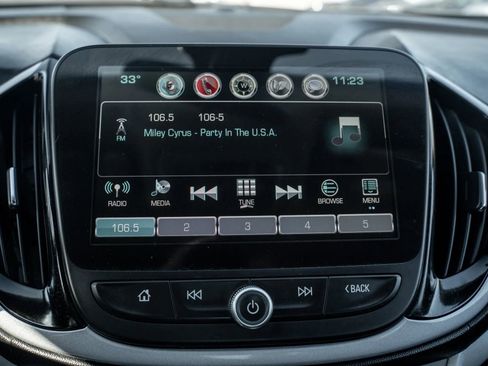 Used 2017 Chevrolet Volt LT image 18