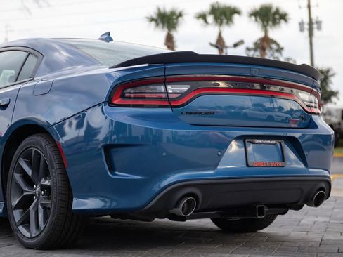 Used 2020 Dodge Charger R/T w/ Blacktop Package RWD image 11
