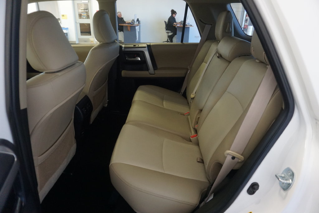 Used 2017 Toyota 4Runner SR5 Premium AWD/4WD image 22