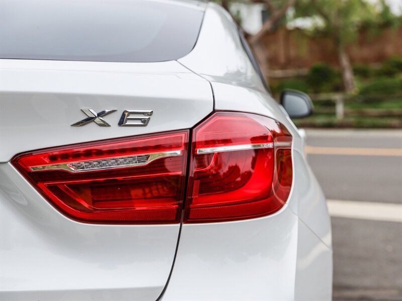 Used 2018 BMW X6 xDrive50i AWD/4WD image 13