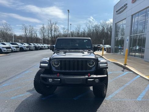 Certified 2025 Jeep Wrangler Unlimited Rubicon image 6