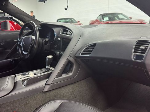 Used 2014 Chevrolet Corvette Stingray Coupe RWD image 36