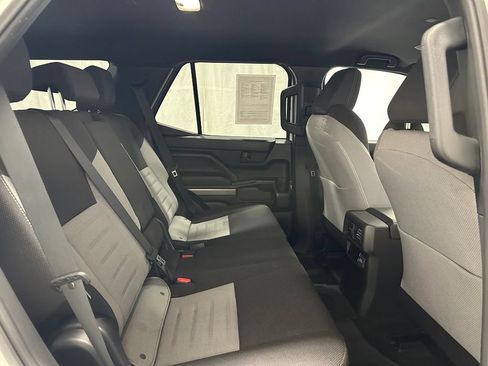 Used 2025 Toyota 4Runner TRD Off-Road AWD/4WD image 53