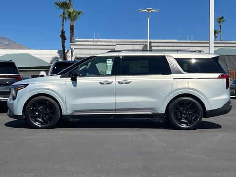 New 2026 Kia Carnival SX Prestige image 6