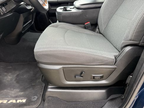 Used 2024 RAM 2500 Big Horn w/ Night Edition image 28