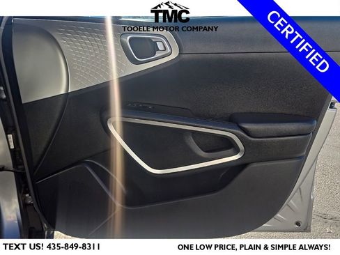 Used 2023 Kia Soul LX w/ LX Technology Package image 23