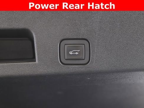 Used 2025 Chevrolet Traverse Z71 w/ Driver Confidence Package AWD/4WD image 30