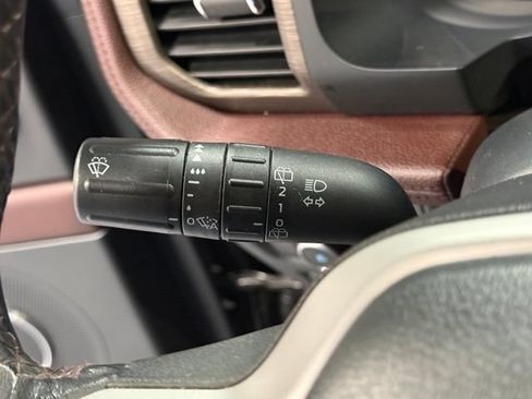 Used 2024 Ford Expedition Limited AWD/4WD image 20