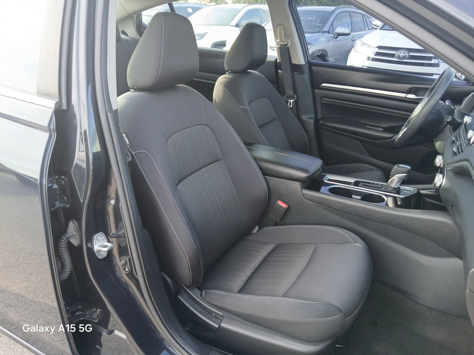 Used 2021 Nissan Altima 2.5 SV FWD image 18