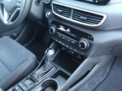 Used 2019 Hyundai Tucson Value AWD/4WD image 21