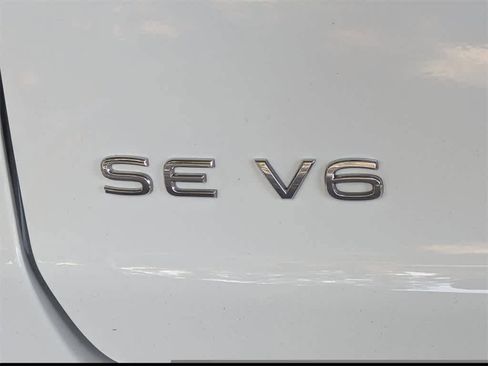 Used 2023 Volkswagen Atlas Cross Sport SE image 14