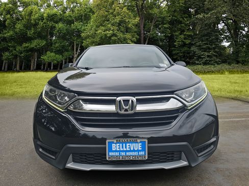 Used 2018 Honda CR-V LX image 2