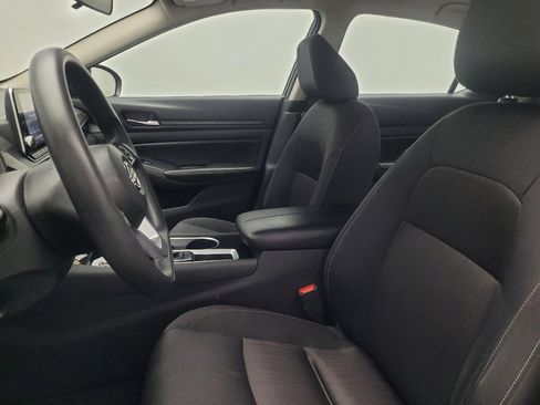 Used 2024 Nissan Altima 2.5 SV image 17